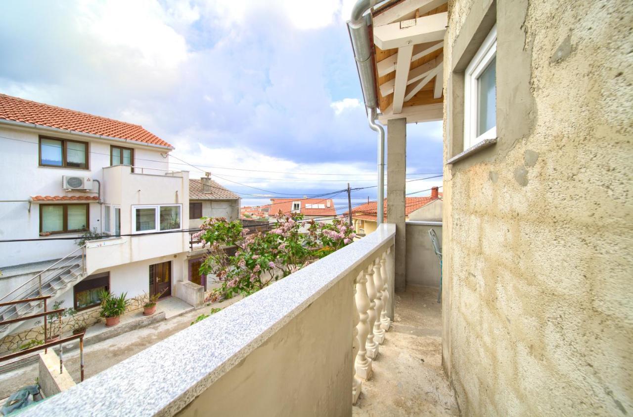 Apartment Retro Vrbnik